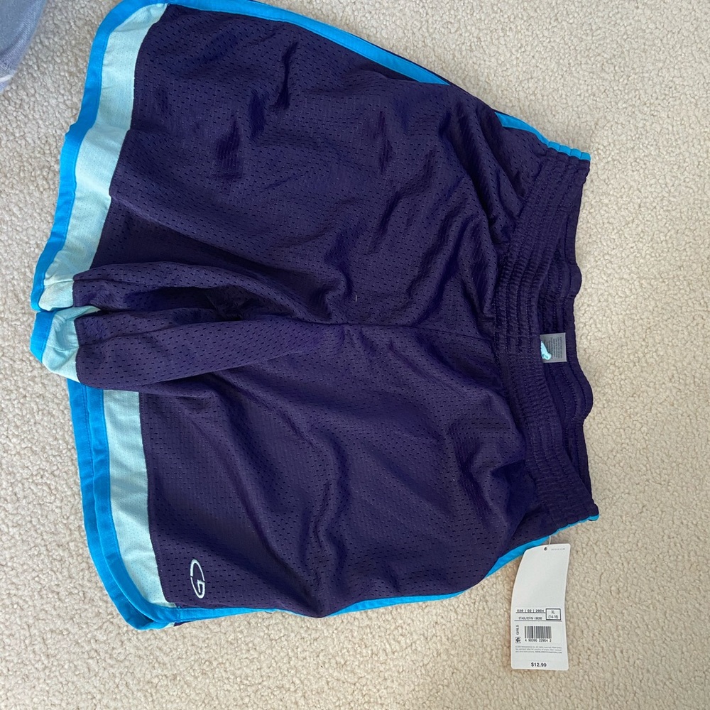 Girls shorts (long inseam) XL